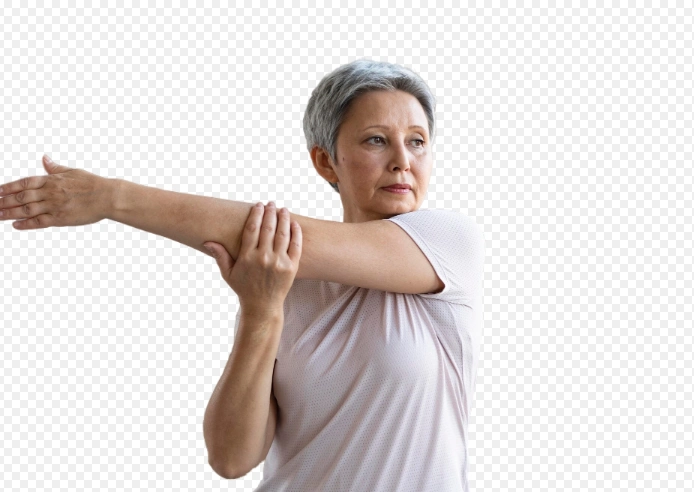 женщина занимается зарядкой при радикулите