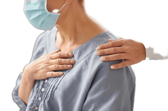 доктор поддерживает пациента в лечении ангиомы